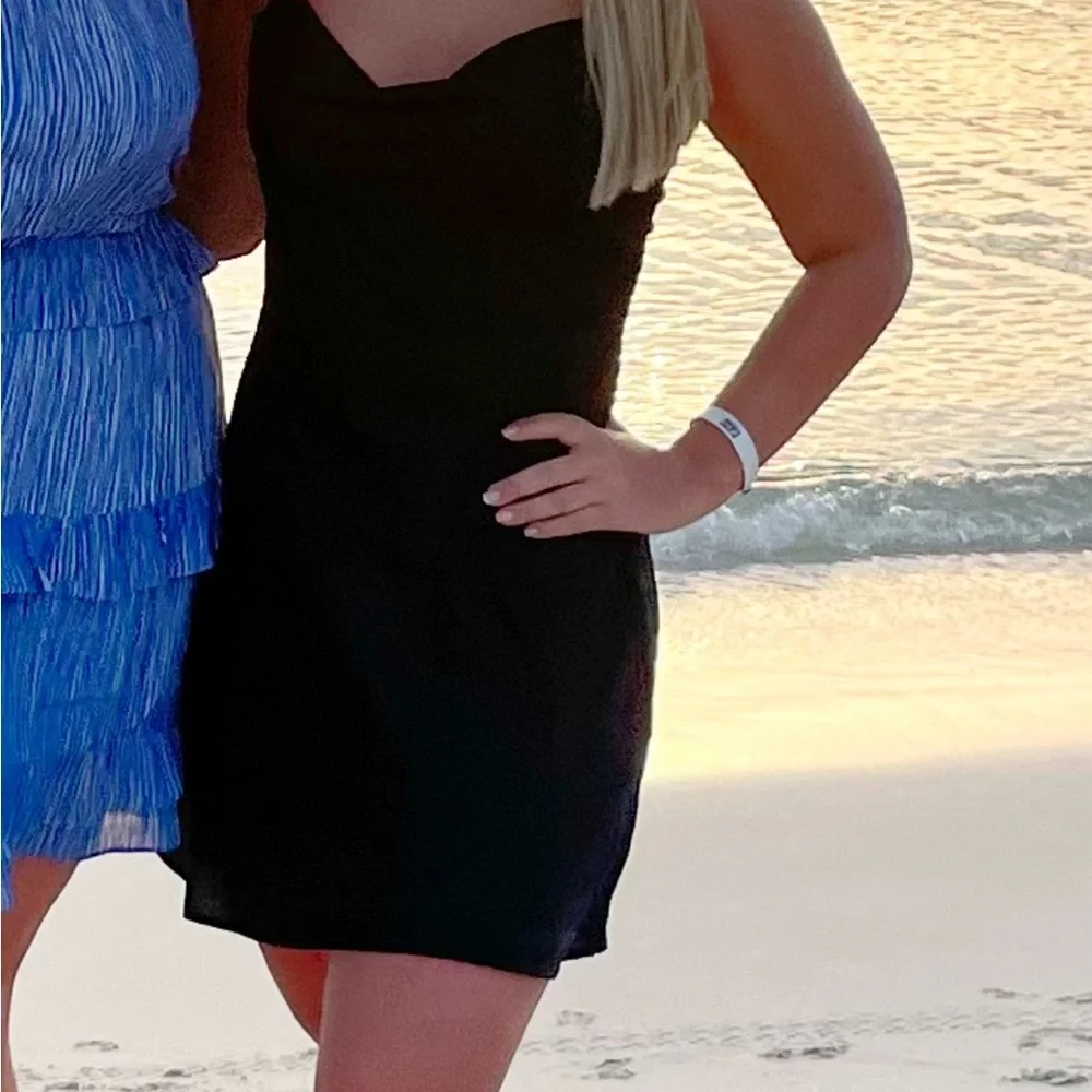 Abercrombie Satin mini dress size Small Petite - Picture 3 of 3